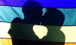 女子吃瓜表白,女子吃瓜中的浪漫邂逅