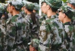 军训吃瓜比赛视频,吃瓜比赛视频精彩回顾