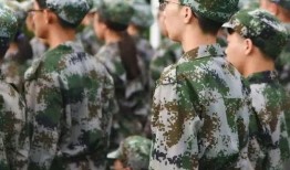 军训吃瓜比赛视频,吃瓜比赛视频精彩回顾