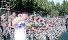 军训吃瓜比赛视频,吃瓜比赛视频精彩回顾