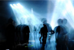 酒吧花式吃瓜,揭秘夜店里的趣味食趣