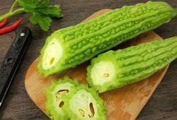 梦见摘双瓜吃瓜好不好呢,摘双瓜吃瓜的吉凶预兆