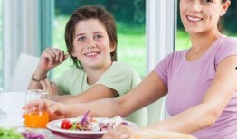 幸福女人花吃瓜,揭秘瓜界女神的幸福秘籍