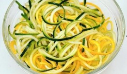 吃瓜面圣,揭秘网络热词背后的文化现象