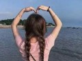 吃瓜女孩背影头像,揭秘吃瓜女孩的背影故事