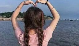 吃瓜女孩背影头像,揭秘吃瓜女孩的背影故事