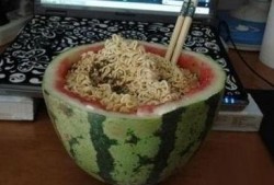 校园吃瓜哪里吃,揭秘校园内最佳“瓜地”